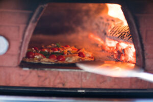 pizza foodtruck.